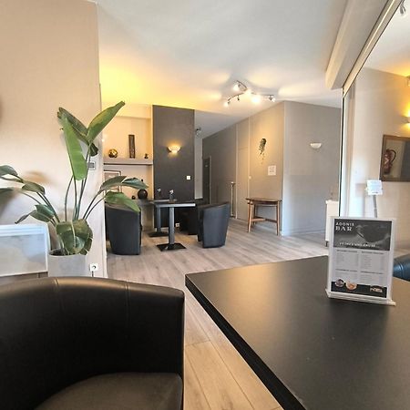 Adonis Lyon Est Hotel Artys Saint-Priest-en-Jarez Exterior foto